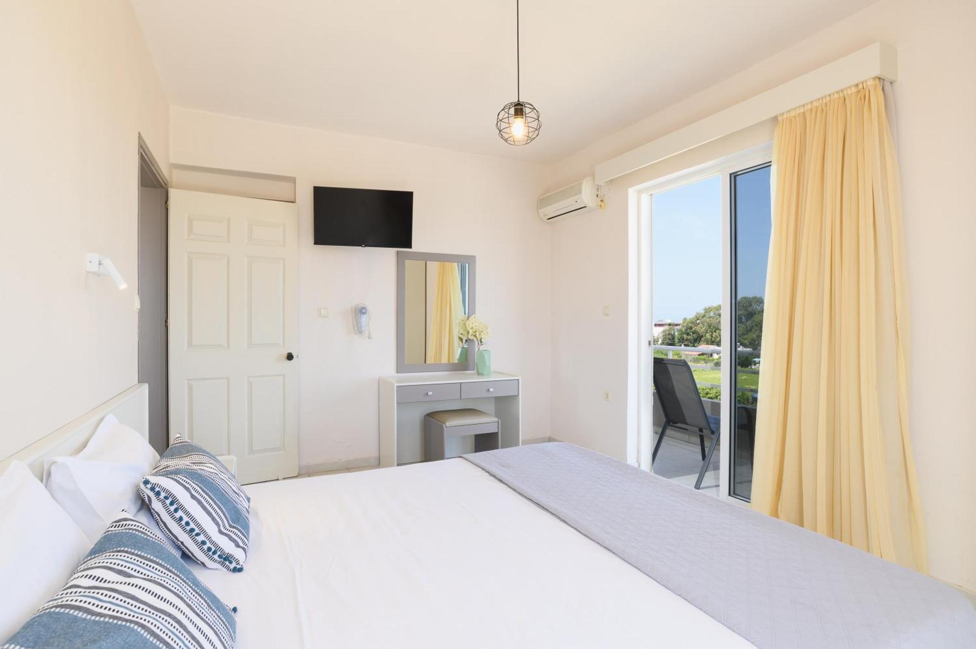 Eugenia Studios & Apartments Ialysos  Luaran gambar